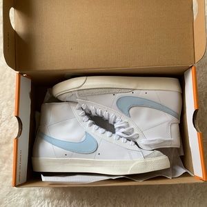 Nike Blazer Mid 77 Vintage In White Celestine Blue